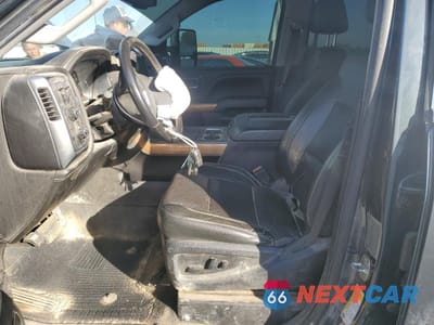 Zdjęcie 7 z 14 samochodu: 2019 CHEVROLET SILVERADO K3500 LTZ VIN:1GC4KXEY1KF254268 - miniatura