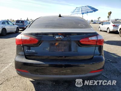 Zdjęcie 6 z 12 samochodu: 2016 KIA FORTE LX VIN:KNAFK4A68G5550605 - miniatura