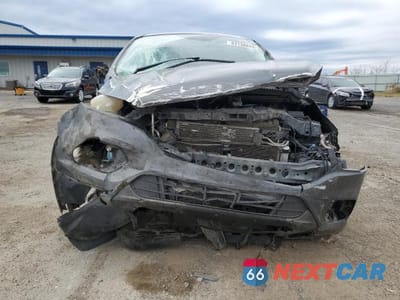 Piąte zdjęcie samochodu w środku: 2019 FORD ESCAPE SE VIN:1FMCU9GD9KUC34451 - miniatura