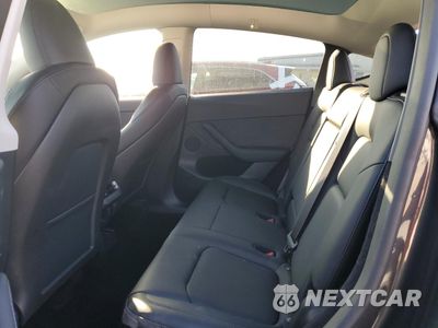 Zdjęcie 10 z 12 samochodu: 2024 TESLA MODEL Y VIN:7SAYGDEF1RF049146 - miniatura