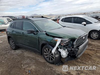 Czwarte zdjęcie samochodu z boku: 2025 TOYOTA COROLLA CROSS XLE VIN:7MUDAAAG7SV143503 - miniatura
