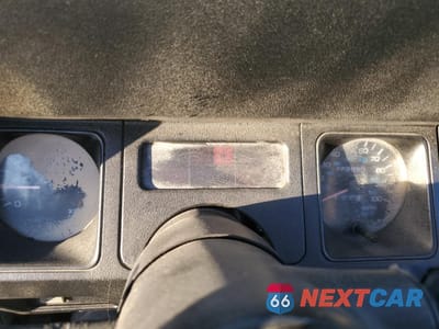 Zdjęcie 9 z 13 samochodu: 1993 JEEP WRANGLER / YJ S VIN:1J4FY19P7PP250291 - miniatura