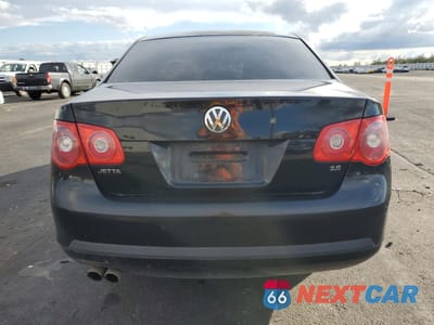 Zdjęcie 6 z 12 samochodu: 2005 VOLKSWAGEN NEW JETTA 2.5L OPTION PACKAGE 1 VIN:3VWSF71K45M601929 - miniatura