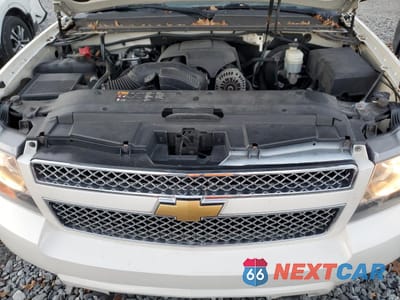 Zdjęcie 11 z 12 samochodu: 2013 CHEVROLET AVALANCHE LTZ VIN:3GNTKGE70DG246867 - miniatura