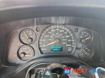 Zdjęcie 9 z 13 samochodu: 2006 GMC SAVANA 2500 DELIVERY VAN VIN:1GTGG25V761132850 - miniatura