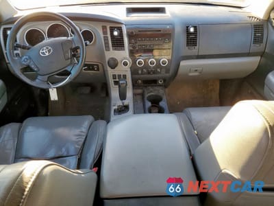 Zdjęcie 8 z 12 samochodu: 2008 TOYOTA SEQUOIA SR5 VIN:5TDZY64A28S014853 - miniatura