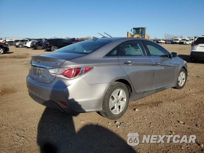 Trzecie zdjęcie samochodu z tyłu: 2012 HYUNDAI SONATA HYBRID VIN:KMHEC4A49CA029061 - miniatura