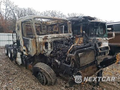 2015 VOLVO VNL SEMI TRUCK 4V4NC9EH9FN919415 - główne zdjęcie licytacji z USA - miniatura