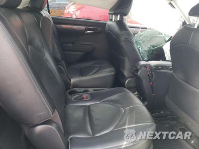 Zdjęcie 11 z 13 samochodu: 2023 TOYOTA HIGHLANDER HYBRID LIMITED VIN:5TDXBRCH7PS571488 - miniatura