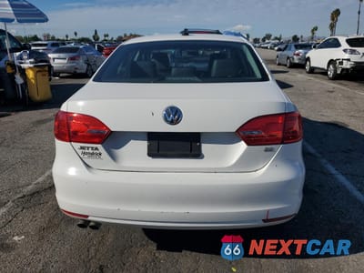Zdjęcie 6 z 14 samochodu: 2014 VOLKSWAGEN JETTA SE VIN:3VWD07AJ4EM237674 - miniatura