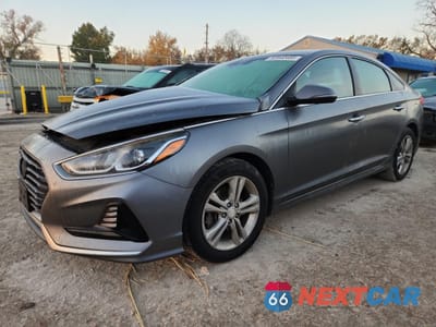 2018 HYUNDAI SONATA SPORT 5NPE34AF6JH650558 - główne zdjęcie licytacji z USA - miniatura