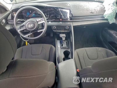 Zdjęcie 8 z 13 samochodu: 2024 HYUNDAI ELANTRA SEL VIN:KMHLM4DG3RU733452 - miniatura