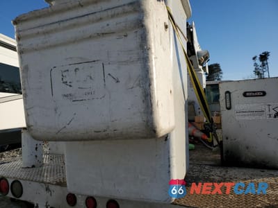 Zdjęcie 10 z 13 samochodu: 1999 FORD F450 SUPER DUTY BUCKET TRUCK VIN:1FDXF46FXXEE74790 - miniatura