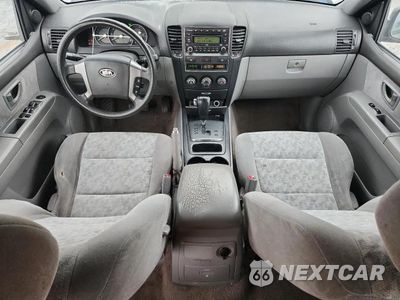 Zdjęcie 8 z 12 samochodu: 2008 KIA SORENTO EX VIN:KNDJD735385834884 - miniatura