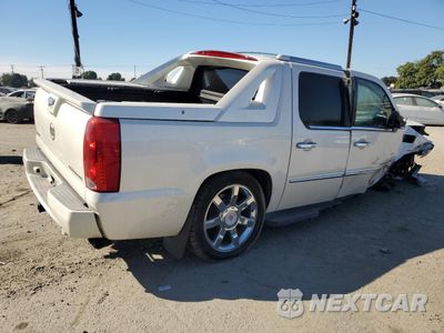 Trzecie zdjęcie samochodu z tyłu: 2012 CADILLAC ESCALADE EXT LUXURY VIN:3GYT4MEF5CG151237 - miniatura