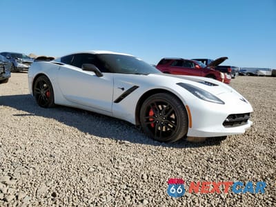 Czwarte zdjęcie samochodu z boku: 2017 CHEVROLET CORVETTE STINGRAY Z51 2LT VIN:1G1YK2D72H5117523 - miniatura