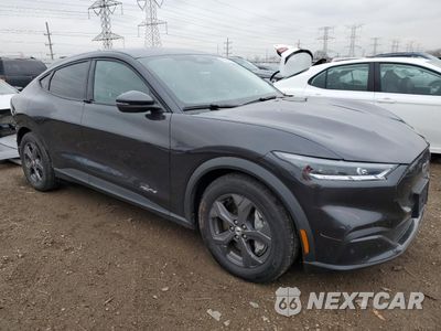 Czwarte zdjęcie samochodu z boku: 2022 FORD MUSTANG MACH-E SELECT VIN:3FMTK1RM4NMA60186 - miniatura