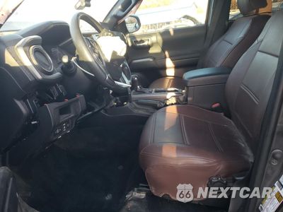 Zdjęcie 7 z 16 samochodu: 2018 TOYOTA TACOMA DOUBLE CAB VIN:3TMDZ5BN2JM050426 - miniatura