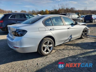 Trzecie zdjęcie samochodu z tyłu: 2015 BMW 328 XI SULEV VIN:WBA3B5C5XFF963423 - miniatura