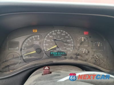 Zdjęcie 9 z 13 samochodu: 2001 GMC NEW SIERRA K1500 VIN:2GTEK19T011297716 - miniatura