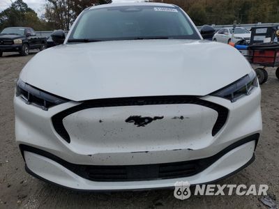 Piąte zdjęcie samochodu w środku: 2024 FORD MUSTANG MACH-E SELECT VIN:3FMTK1SU7RMA40515 - miniatura