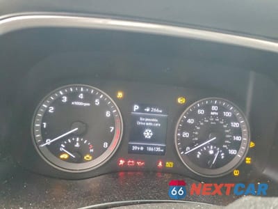 Zdjęcie 9 z 13 samochodu: 2019 HYUNDAI TUCSON VIN:KM8J3CA48KU848794 - miniatura