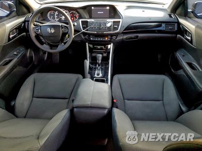 Zdjęcie 8 z 14 samochodu: 2017 HONDA ACCORD LX VIN:1HGCR2F34HA183197 - miniatura