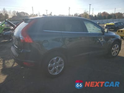 Trzecie zdjęcie samochodu z tyłu: 2013 VOLVO XC60 3.2 VIN:YV4940DZ9D2430590 - miniatura
