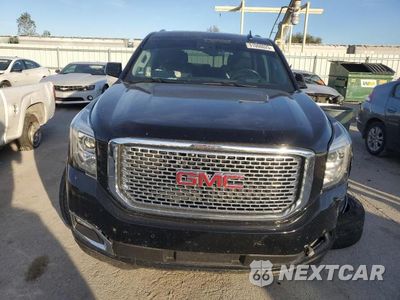 Piąte zdjęcie samochodu w środku: 2017 GMC YUKON DENALI VIN:1GKS2CKJ2HR203722 - miniatura