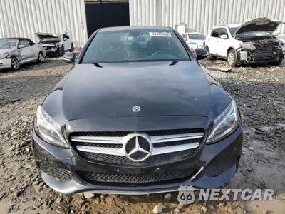 Piąte zdjęcie samochodu w środku: 2018 MERCEDES-BENZ C 300 4MATIC VIN:55SWF4KB3JU269061 - miniatura