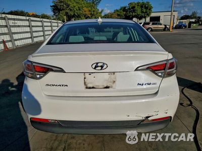 Zdjęcie 6 z 12 samochodu: 2017 HYUNDAI SONATA HYBRID VIN:KMHE24L36HA063179 - miniatura