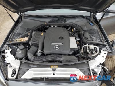 Zdjęcie 11 z 12 samochodu: 2018 MERCEDES-BENZ C 300 4MATIC VIN:55SWF4KBXJU262043 - miniatura