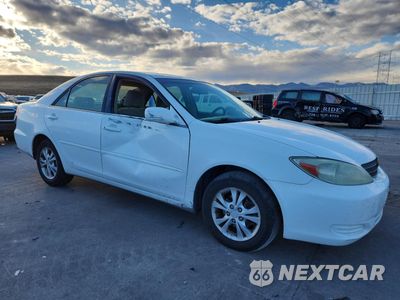 Czwarte zdjęcie samochodu z boku: 2004 TOYOTA CAMRY LE VIN:4T1BF32K44U073065 - miniatura