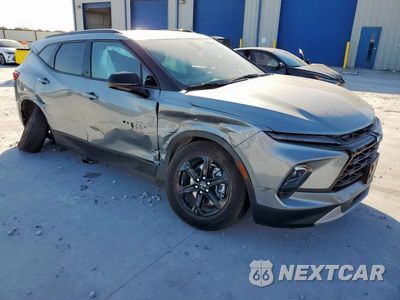 Czwarte zdjęcie samochodu z boku: 2025 CHEVROLET BLAZER 2LT VIN:3GNKBCR4XSS104699 - miniatura