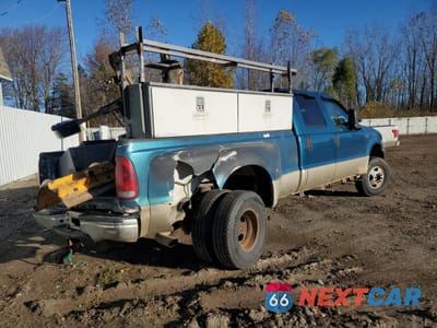 Trzecie zdjęcie samochodu z tyłu: 2000 FORD F350 SUPER DUTY VIN:1FTWW33F0YEB26836 - miniatura