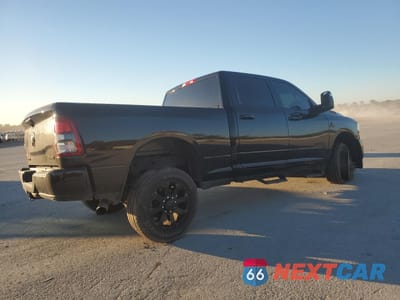 Trzecie zdjęcie samochodu z tyłu: 2024 RAM 2500 BIG HORN VIN:3C6UR5DL3RG127219 - miniatura