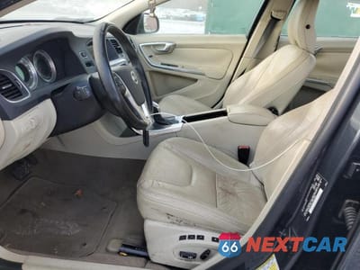 Zdjęcie 7 z 11 samochodu: 2013 VOLVO S60 T5 VIN:YV1612FS9D2187433 - miniatura