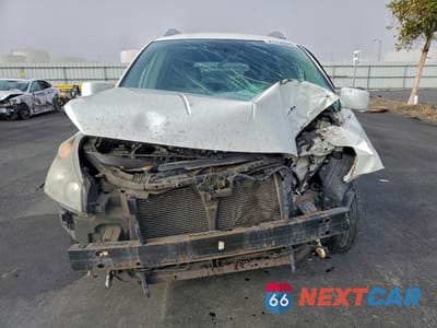 Piąte zdjęcie samochodu w środku: 2009 NISSAN QUEST S VIN:5N1BV28U69N105604 - miniatura