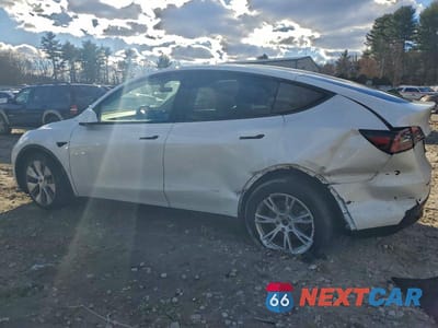 Drugie zdjęcie samochodu z przodu: 2022 TESLA MODEL Y VIN:7SAYGAEE7NF383438 - miniatura
