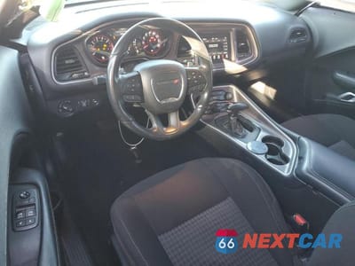 Zdjęcie 8 z 13 samochodu: 2021 DODGE CHALLENGER VIN:2C3CDZBT1MH621055 - miniatura