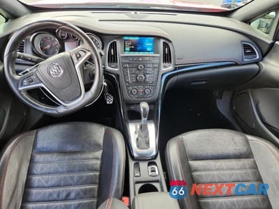 Zdjęcie 8 z 12 samochodu: 2018 BUICK CASCADA SPORT TOURING VIN:W04WJ3N50JG047660 - miniatura