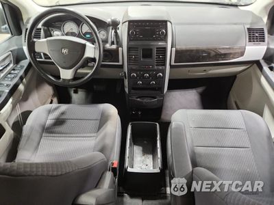 Zdjęcie 8 z 13 samochodu: 2010 DODGE GRAND CARAVAN SXT VIN:2D4RN5D17AR499396 - miniatura