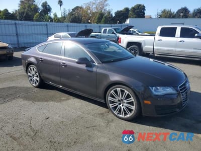 Czwarte zdjęcie samochodu z boku: 2014 AUDI A7 PREMIUM PLUS VIN:WAUWMAFC4EN066371 - miniatura
