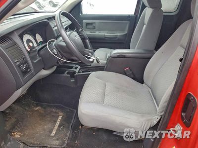 Zdjęcie 7 z 12 samochodu: 2008 DODGE DAKOTA SXT VIN:1D7HE32KX8S528221 - miniatura