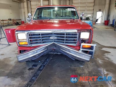 Piąte zdjęcie samochodu w środku: 1986 FORD F150 VIN:1FTCF15N8GNB53874 - miniatura