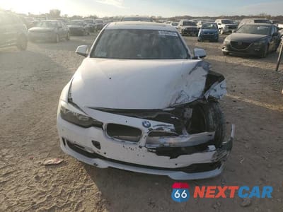 Piąte zdjęcie samochodu w środku: 2013 BMW 328 I SULEV VIN:WBA3C1C50DF439152 - miniatura