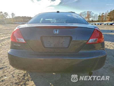 Zdjęcie 6 z 12 samochodu: 2006 HONDA ACCORD EX VIN:1HGCM72786A024359 - miniatura