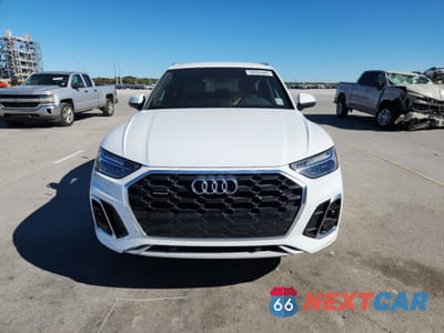 Piąte zdjęcie samochodu w środku: 2024 AUDI Q5 PREMIUM 45 VIN:WA1GAAFYXR2149977 - miniatura