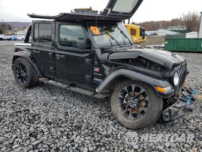 Czwarte zdjęcie samochodu z boku: 2023 JEEP WRANGLER SAHARA 4XE VIN:1C4JJXP69PW630773 - miniatura