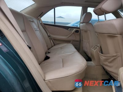 Zdjęcie 10 z 12 samochodu: 2000 MERCEDES-BENZ E 320 VIN:WDBJF65J4YB109289 - miniatura